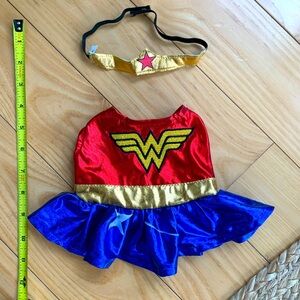Wonder, woman, size small, dog costume… Never worn excellent condition